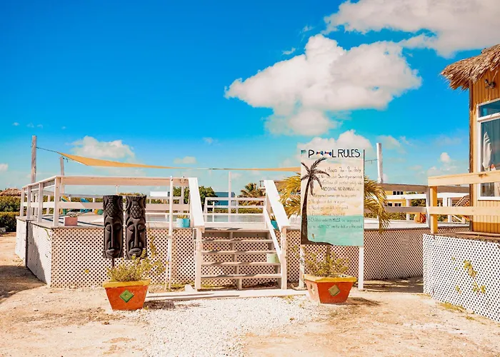 B103 Mara Laguna * San Pedro (Ambergris Caye)