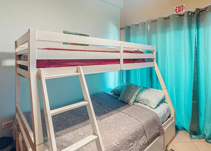 B103 Mara Laguna Apartment