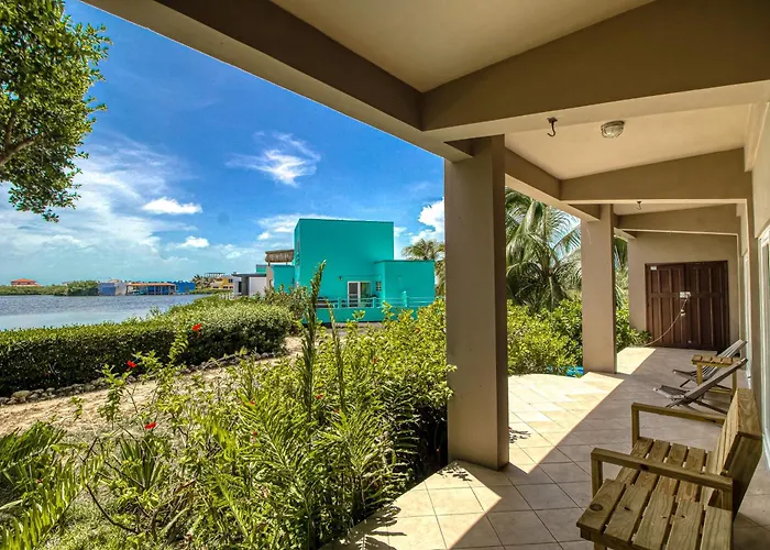 Apartment B103 Mara Laguna