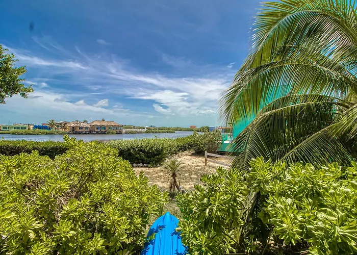 Apartment B103 Mara Laguna San Pedro (Ambergris Caye)